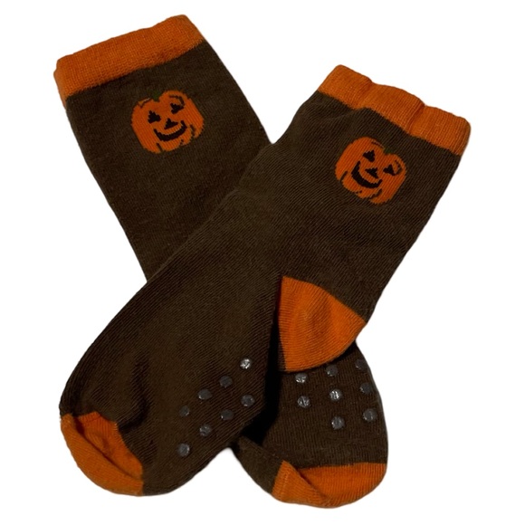 Janie and Jack Little Pumpkin Tee Shirt and Socks 5T - Picture 2 of 4